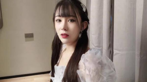 洗脚城按摩女辛苦挣钱老公却出轨